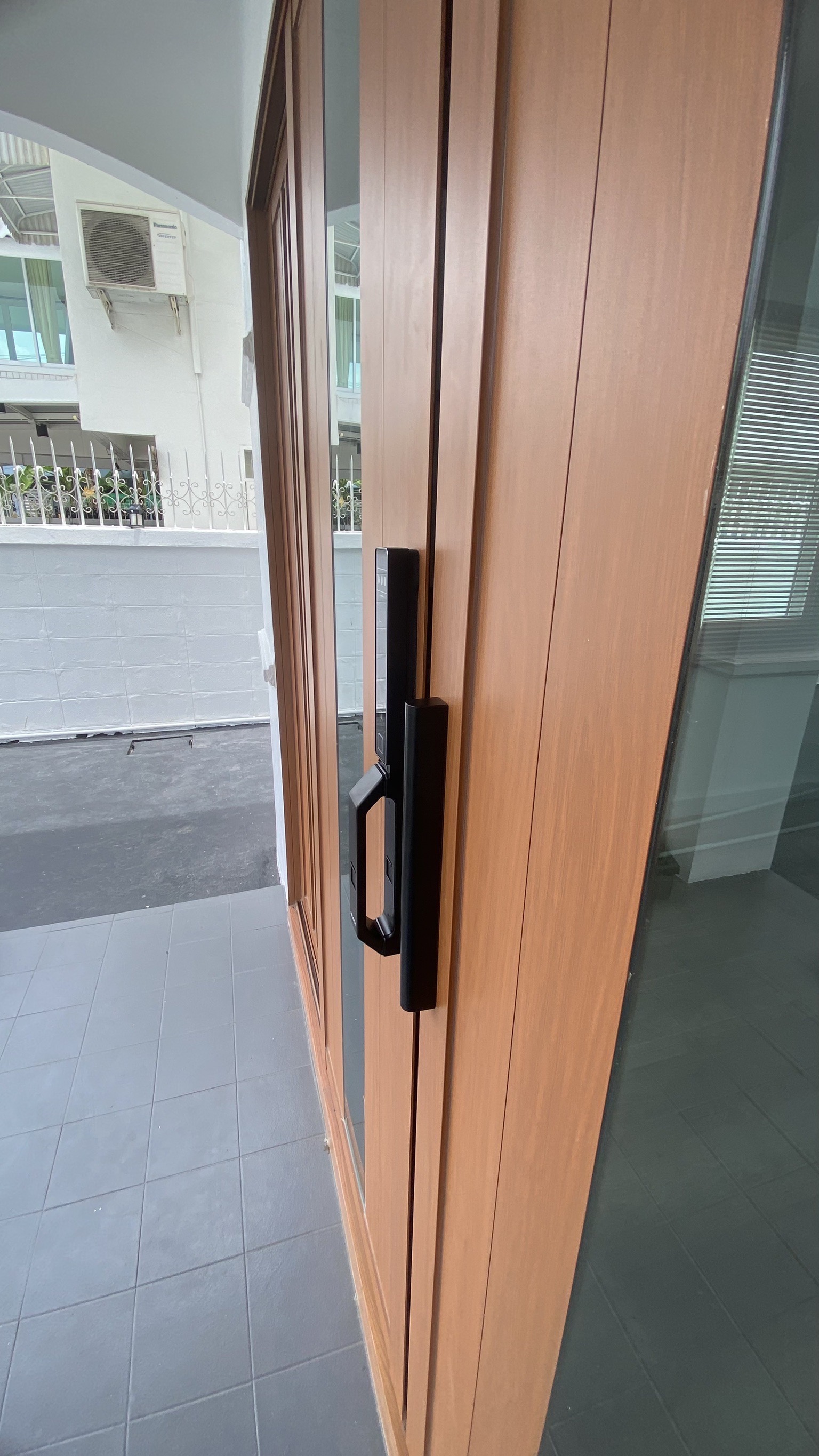 HL-497 รีวิว digital door lock ประตู ดิจิตอล