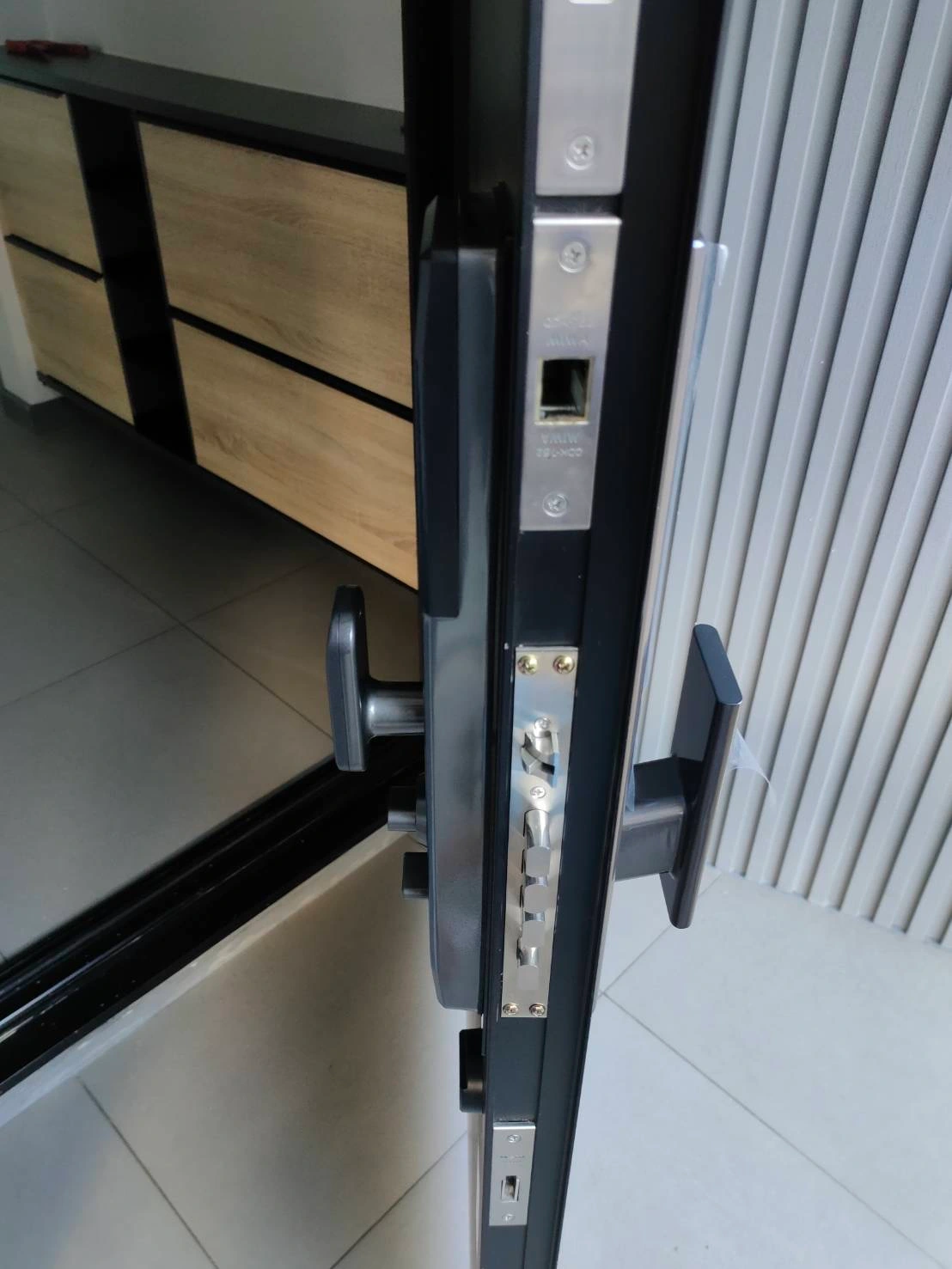 HL- รีวิว digital door lock ประตู ดิจิตอล